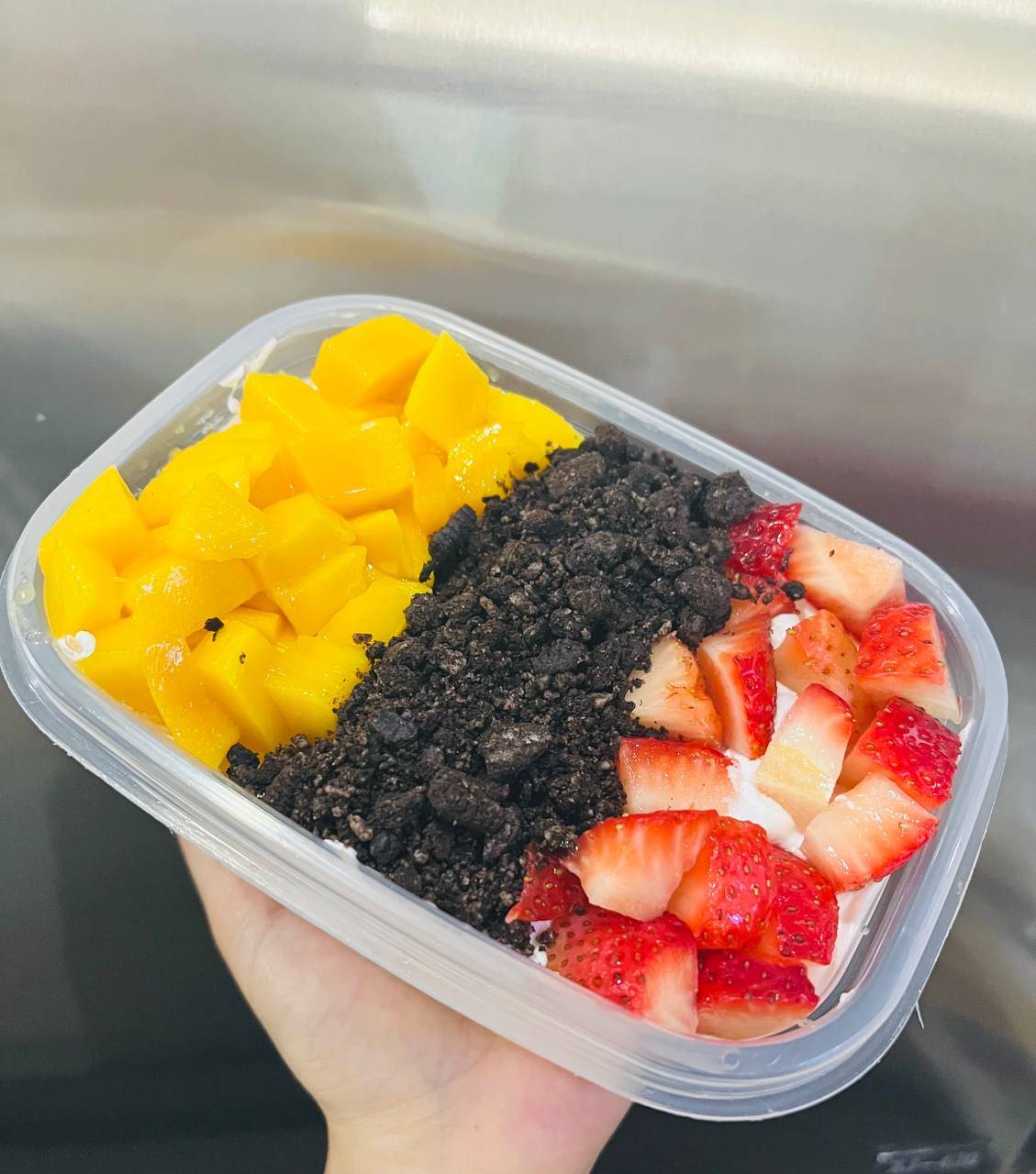 Strawberry Mango Oreo Chiffon Cake Box,